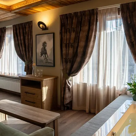 Arnoga Mountain View & Otel Dosso (Sondrio)