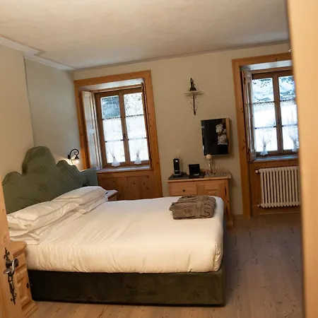 Arnoga Mountain View & Otel Dosso (Sondrio)
