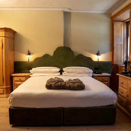 Otel Arnoga Mountain View & Dosso (Sondrio)